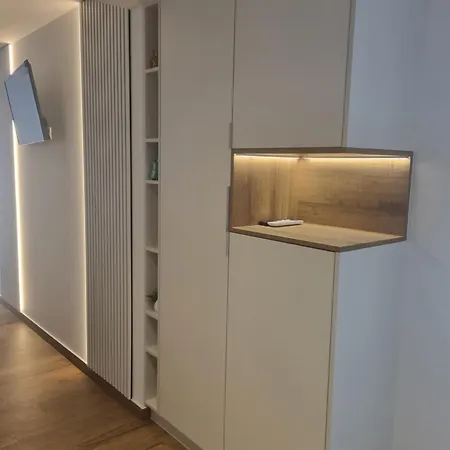 Sole Apartment *