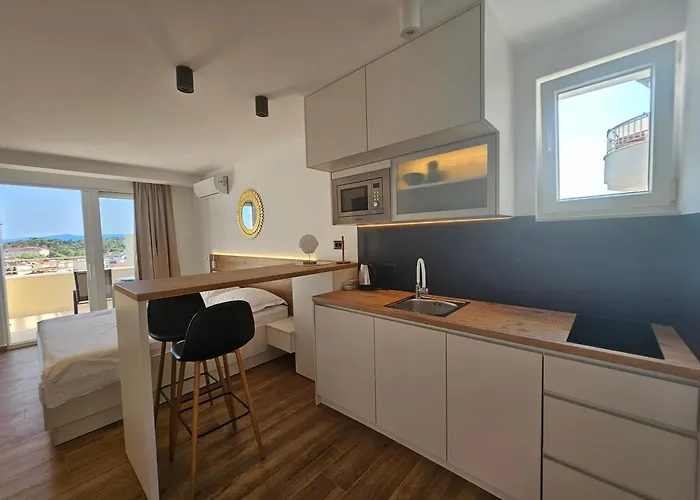 Apartment Sole Makarska
